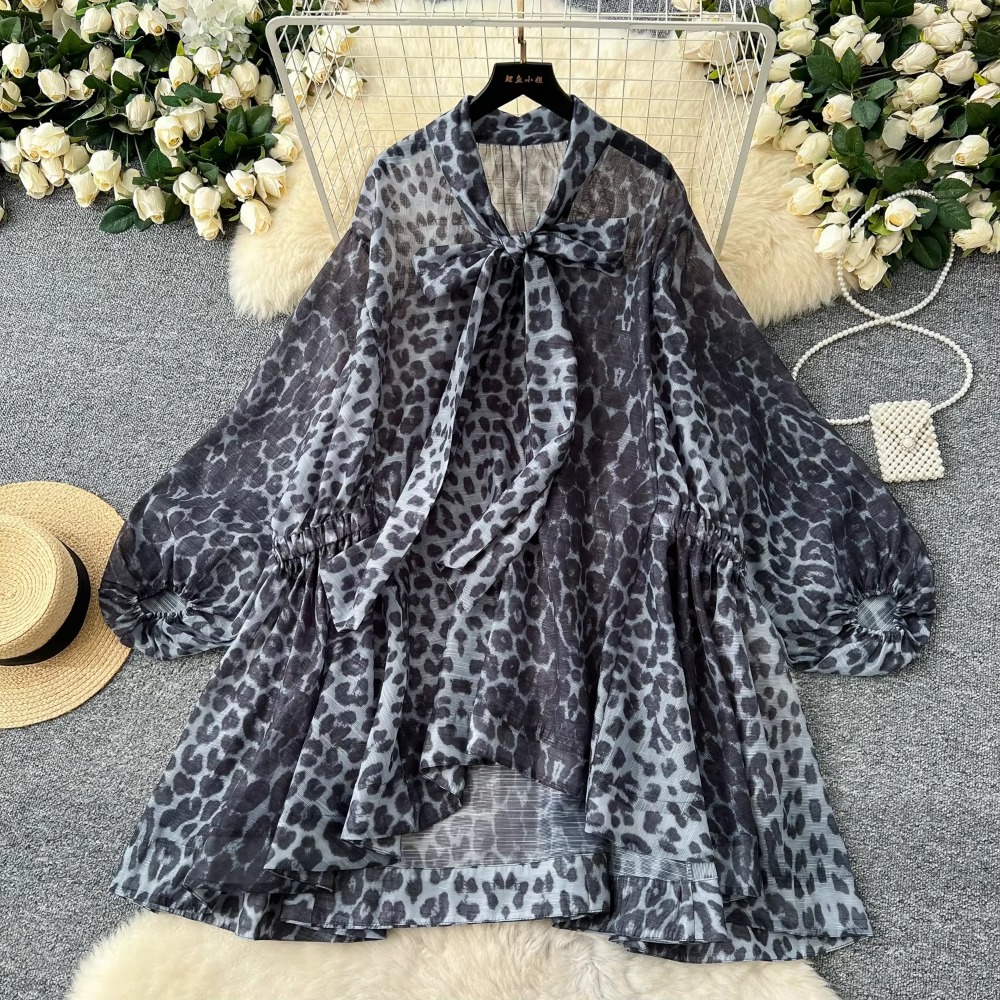 Elegant Butterfly Bow Lace-up  - Winter Clothing Dress Up ulasan dan harga