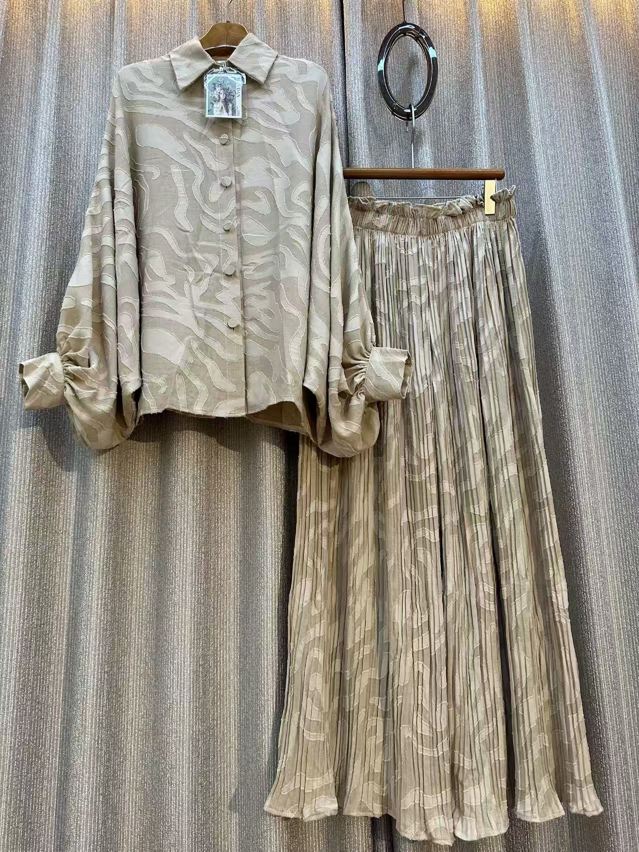 Autumn Gray Floral Two Piece S - Winter Clothing Outfits ulasan dan harga